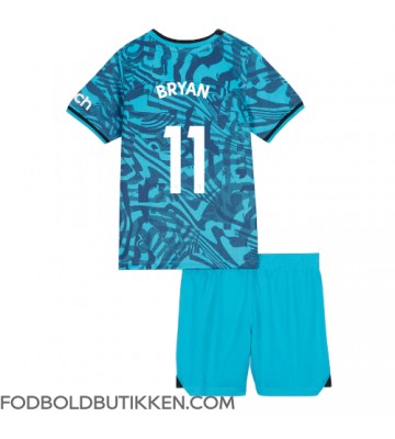 Tottenham Hotspur Bryan Gil #11 Tredjetrøje Børn 2022-23 Kortærmet (+ Korte bukser)